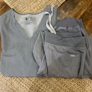 Figs Gray Scrub Set